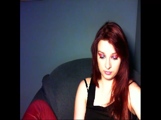 Live sex webcam photo for VirginLuna18 #255407367