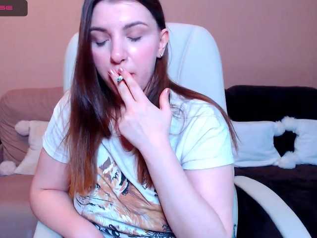 Live sex webcam photo for RennaHart #241102852