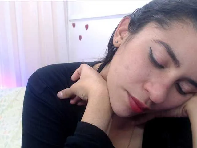 Live sex webcam photo for SALOME-69 #251460585