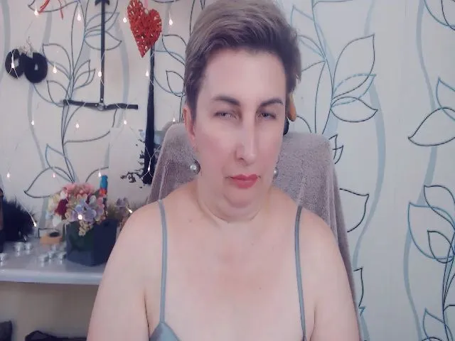 Live sex webcam photo for DepravedMadam #258597078