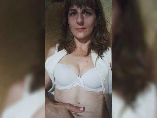 Live sex webcam photo for -Hooligans- #253598661