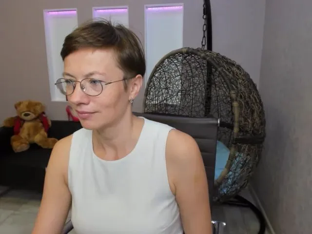 Live sex webcam photo for ConstanciaGod #258024035