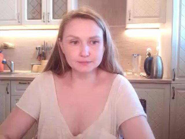 Live sex webcam photo for JaneGrey111 #256792258