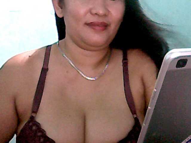 Live sex webcam photo for wildmom4u #241148696