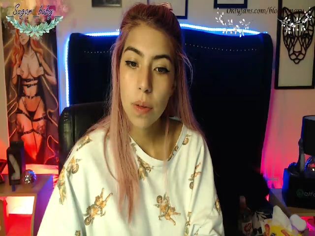 Live sex webcam photo for Sugaar_baby #265181757