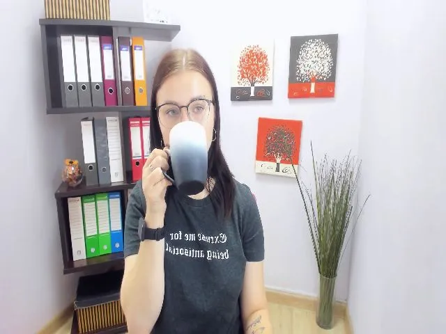 Live sex webcam photo for EvaMild #262885847