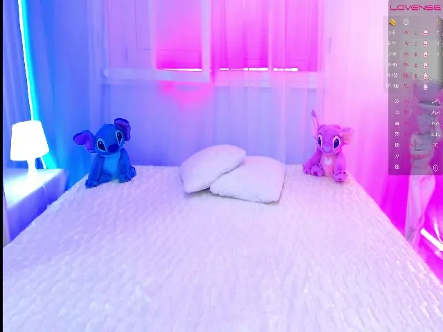 Live sex webcam photo for Jay__Kitten #259543608