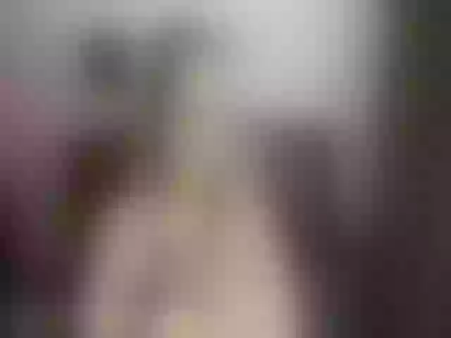 Live sex webcam photo for MeganG_1 #262940964