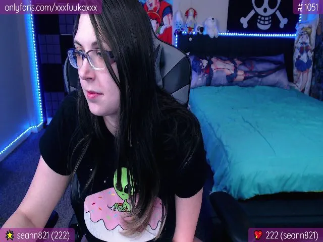 Live sex webcam photo for XFuukaX #255254703
