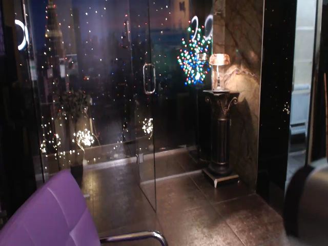 Live sex webcam photo for sunn_o #256823971