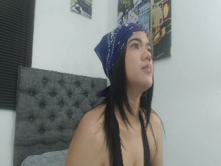 Live sex webcam photo for Andrea_greey #251721416