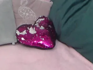 Live sex webcam photo for KellyBlake #251800671
