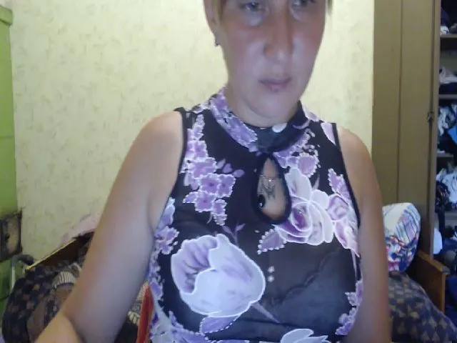 Live sex webcam photo for xxx_butterfly #262131917