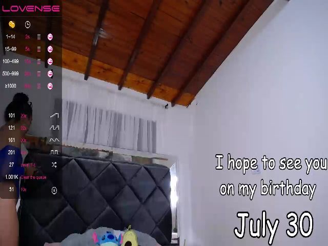 Live sex webcam photo for ElektraWhite #253363310