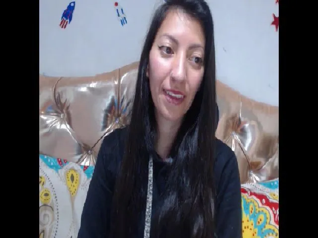 Live sex webcam photo for Kaymilf #255764640