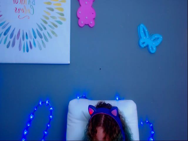 Live sex webcam photo for Tattiana_love #257406199