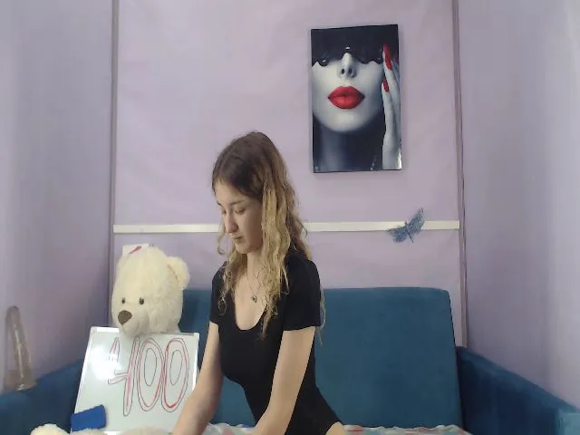 Live sex webcam photo for Bonnikukla #252758811