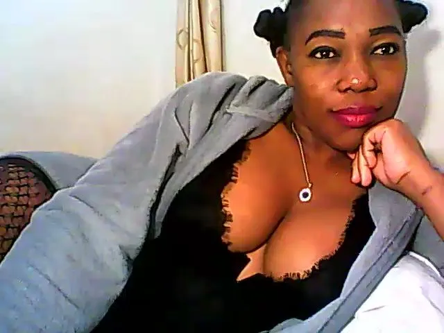 Live sex webcam photo for AfriPrincess #255891097