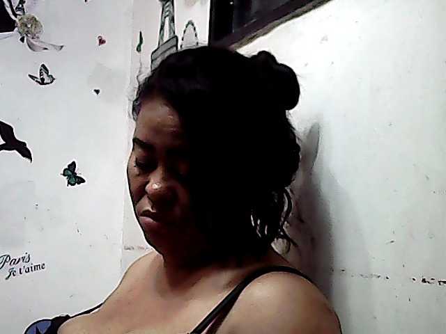 Live sex webcam photo for LOLAhot1 #252138648