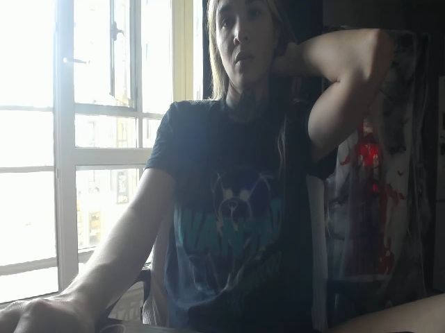 Live sex webcam photo for Angie_Wild #255383107