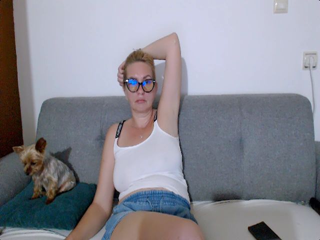 Live sex webcam photo for Stephycute #254220080
