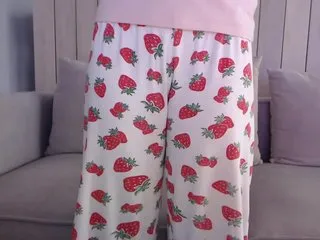Live sex webcam photo for Shy-SweetGirl #240851460