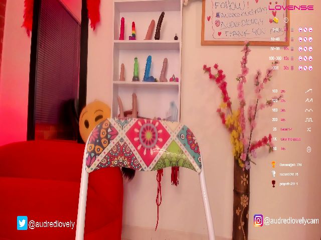 Live sex webcam photo for Audredlovely #253291524