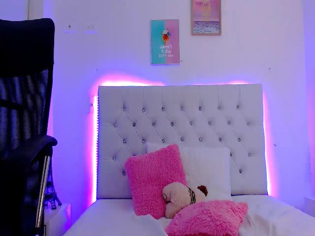 Live sex webcam photo for Alisson_Pardo #264898632