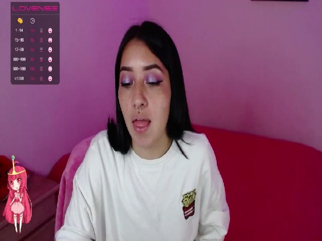 Live sex webcam photo for Summer_Mia #260802384