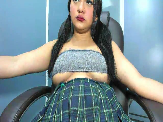 Live sex webcam photo for Mellody_cutee #257481100