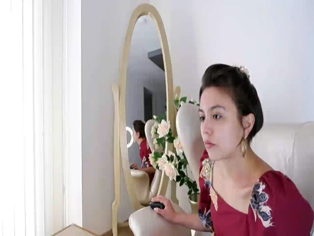 Live sex webcam photo for Anne_boleyn_ #265110914