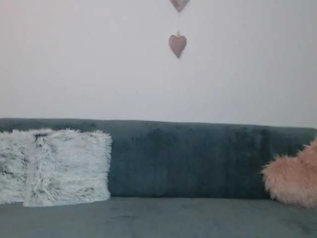 Live sex webcam photo for Sara-Daisy #241034488