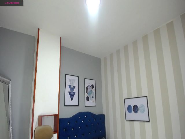 Live sex webcam photo for Charlote_Lush #257284888