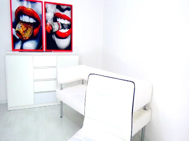 Live sex webcam photo for MsNaughtyLexy #260519076