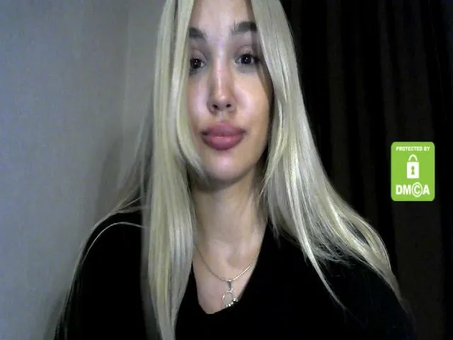 Live sex webcam photo for MyyDream #263874643
