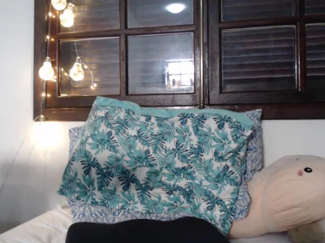 Live sex webcam photo for Maaryhot #255305012