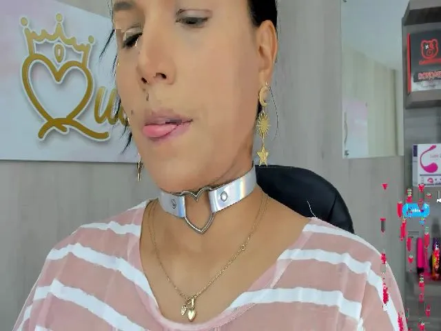 Live sex webcam photo for Jimena_saenz #263371017