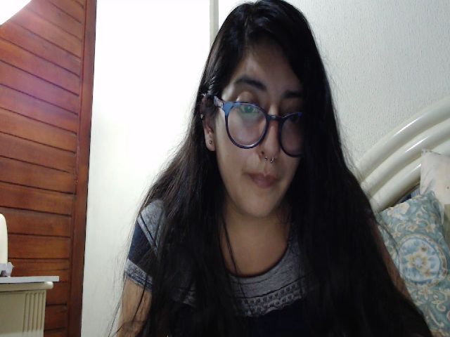 Live sex webcam photo for CatLover_9 #264055035
