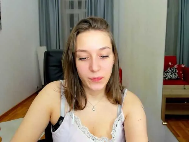 Live sex webcam photo for MimiSummers #240996533