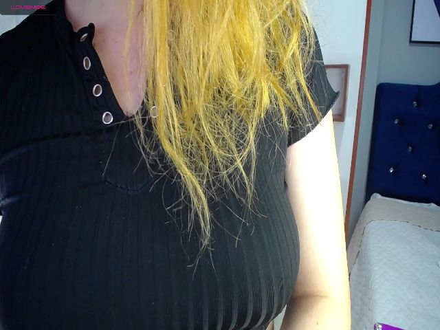 Live sex webcam photo for Charlote_Lush #257174003