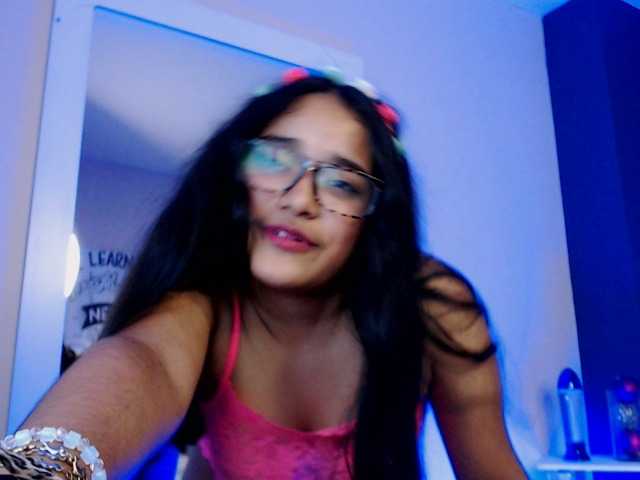 Live sex webcam photo for AinoaPalma #287998210