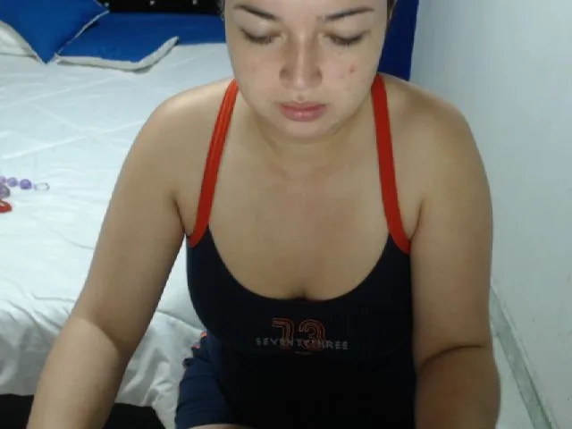 Live sex webcam photo for briannafire #254125783