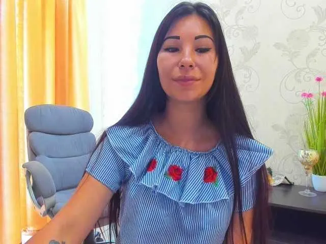 Live sex webcam photo for HotRose01 #263654510