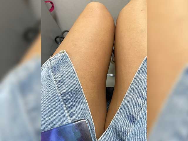 Live sex webcam photo for KettyPretty25 #262637930