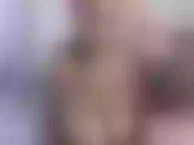 Live sex webcam photo for GiovanniD1 #264103422