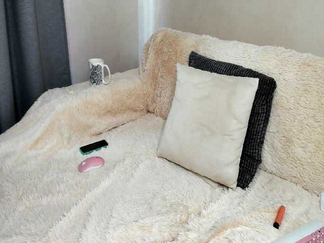 Live sex webcam photo for Urblonde #255222918