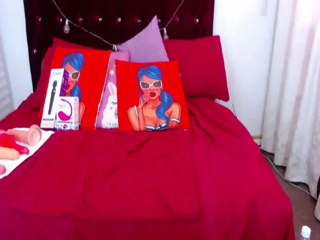 Live sex webcam photo for Lanna_Wolf #255530092