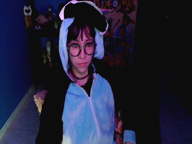 Live sex webcam photo for umaru_michae #254442988