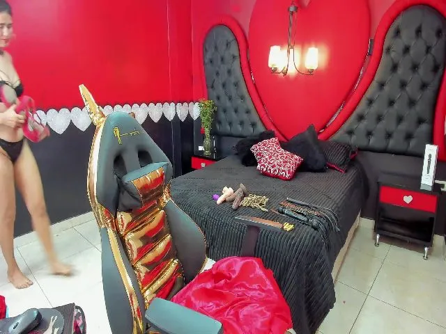 Live sex webcam photo for EvaMistreess #255283233