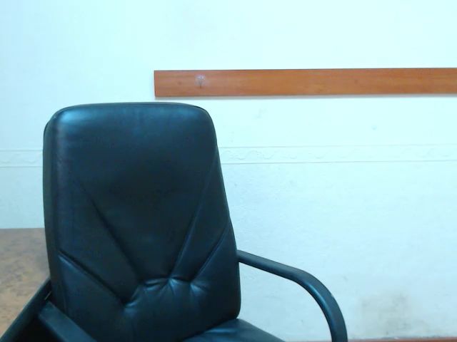 Live sex webcam photo for Miss_Vivian #255704148